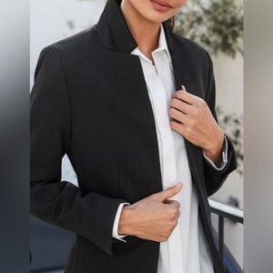 Untuckit Size 8 Allegra Blazer